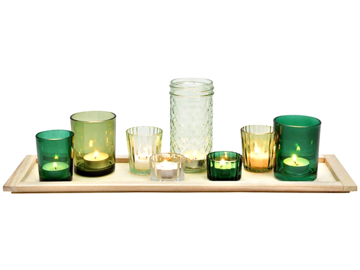 9tlg. Windlicht-Set aus Glas auf Tablett aus Holz mit 8 Teelichthalter (Grün/Natur) B50xH15xT15cm