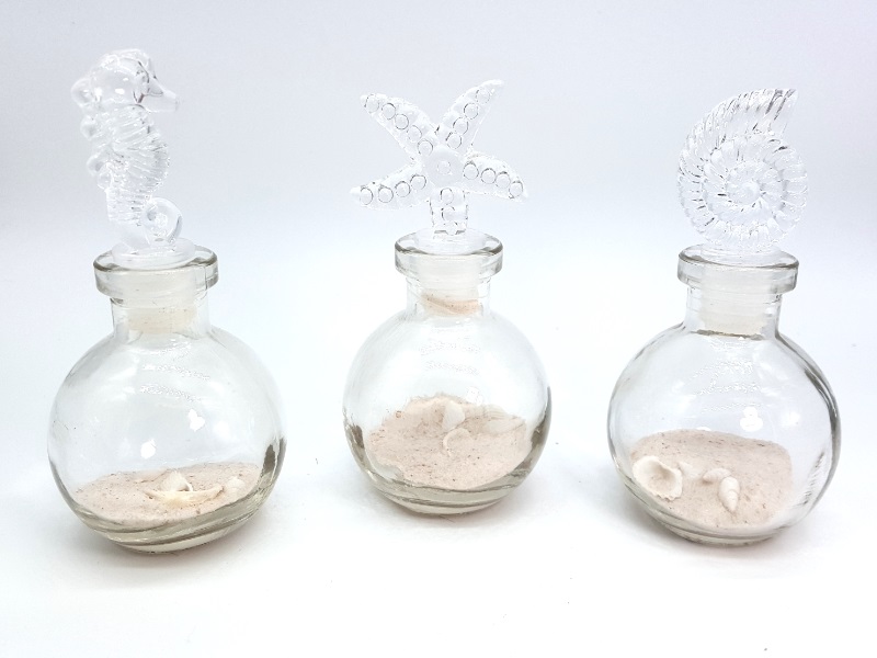 3er Set Glasflaschen mit Sand und Muscheln - Verschlüsse in 3 Motiven - H13cm Ø6