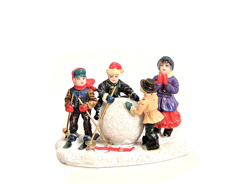 Weihnachtliche Miniatur-Figuren Winterwelt-Szene aus Poly B8 x H6 cm – großer Sc