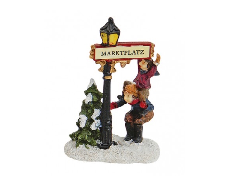 Weihnachtliche Miniatur-Figuren Winterwelt-Szene aus Poly – Laterne Marktplatz m